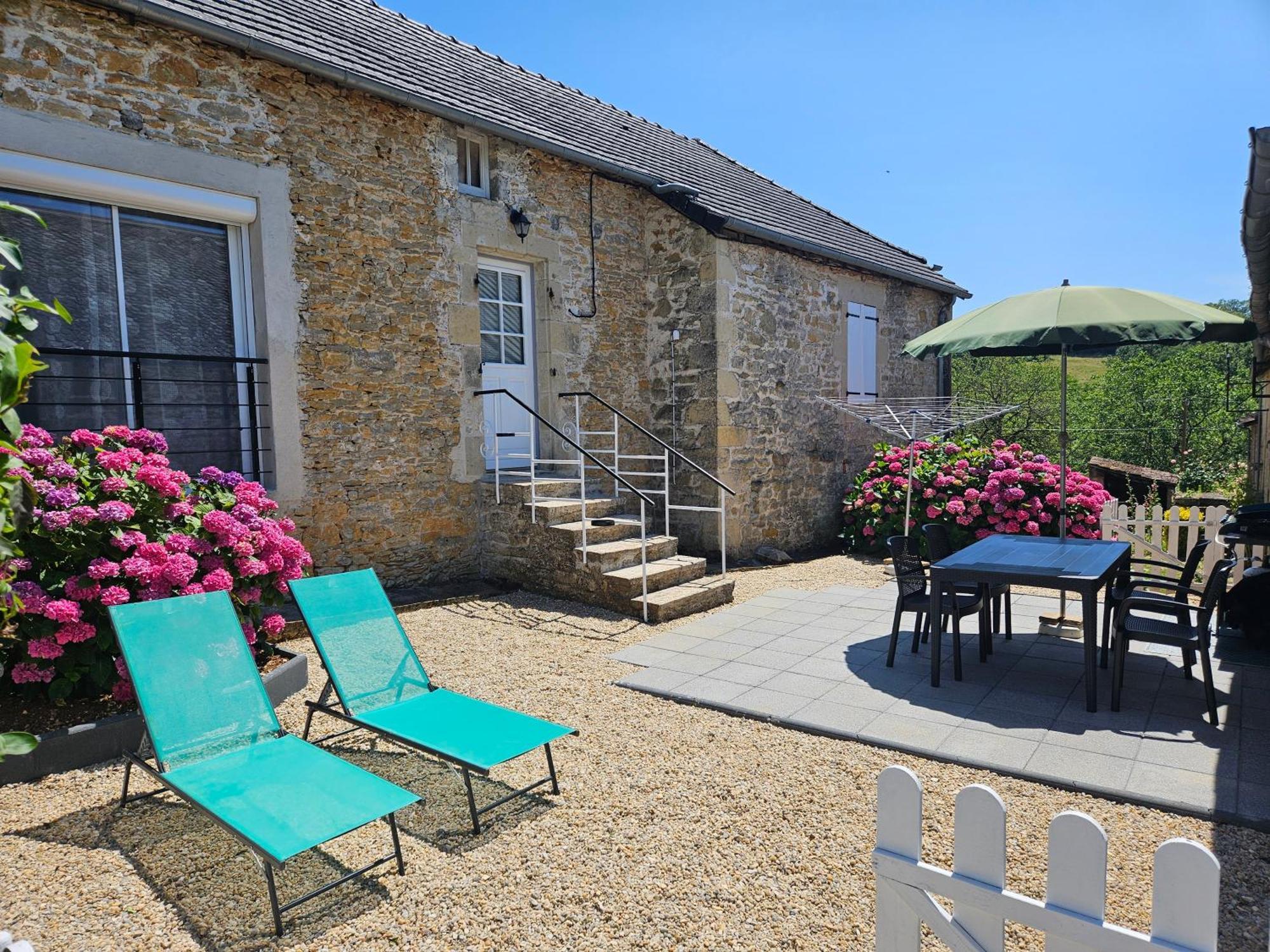 Maison Perigourdine Au Calme Grezes  Esterno foto
